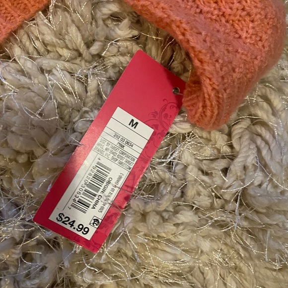 NWT knit sweater - Picture 2 of 4